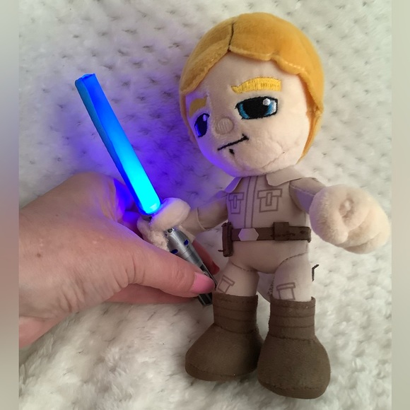 STAR WARS Luke Skywalker by Mattel Plush Figure with Light Up Lightsaber Doll - Picture 11 of 12